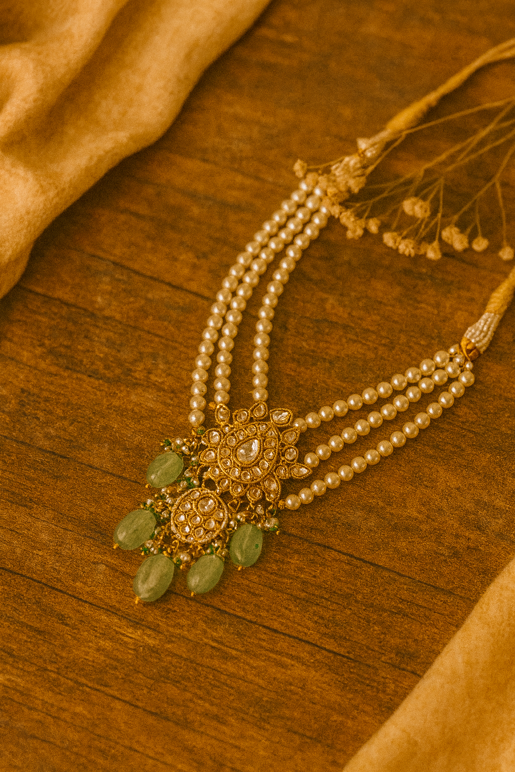 Royal Pearl & Kundan Choker