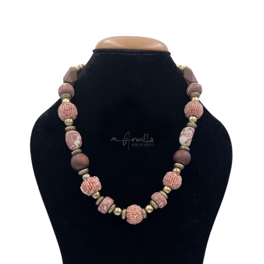 Vintage Women Single Strand Beaded Necklace