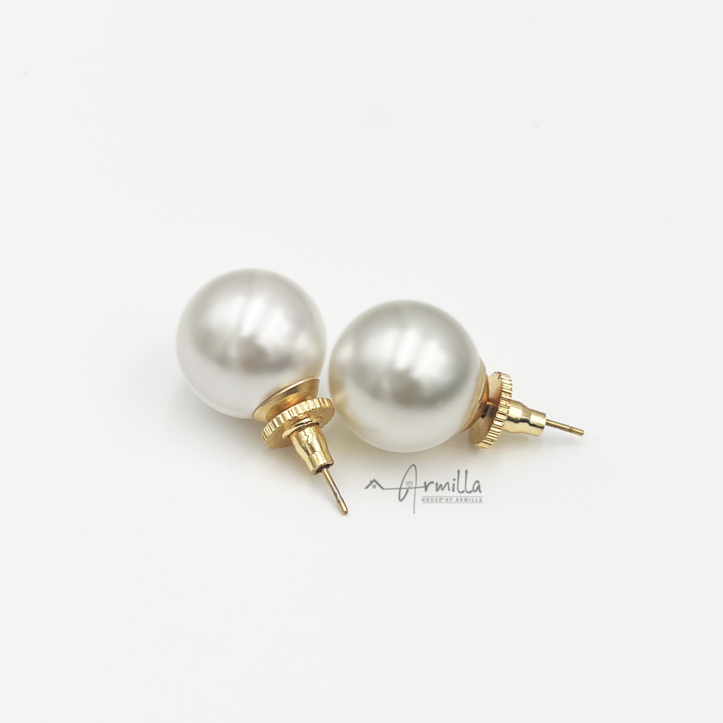 Pearl Stud Earrings, 18 mm pearls
