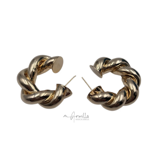 Twisted Hoop Metal Earrings