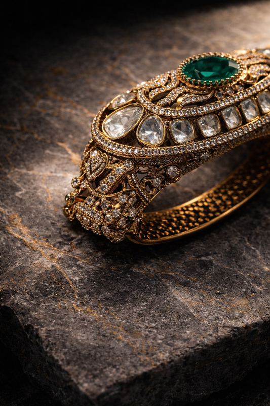 Maharani Emerald Kundan Statement Bracelet