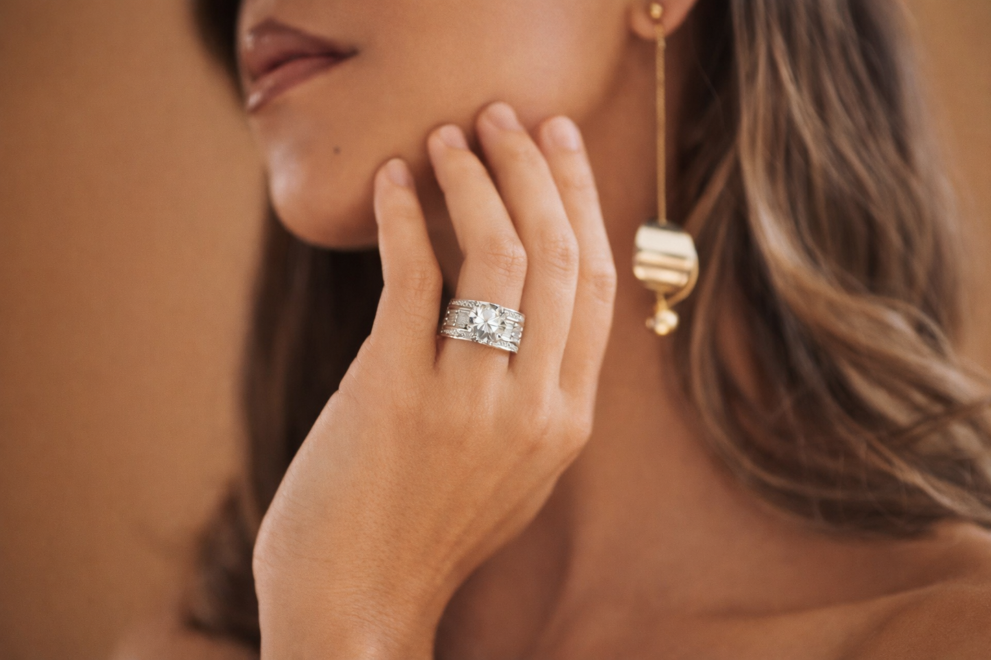 Timeless Heirloom Halo Solitaire