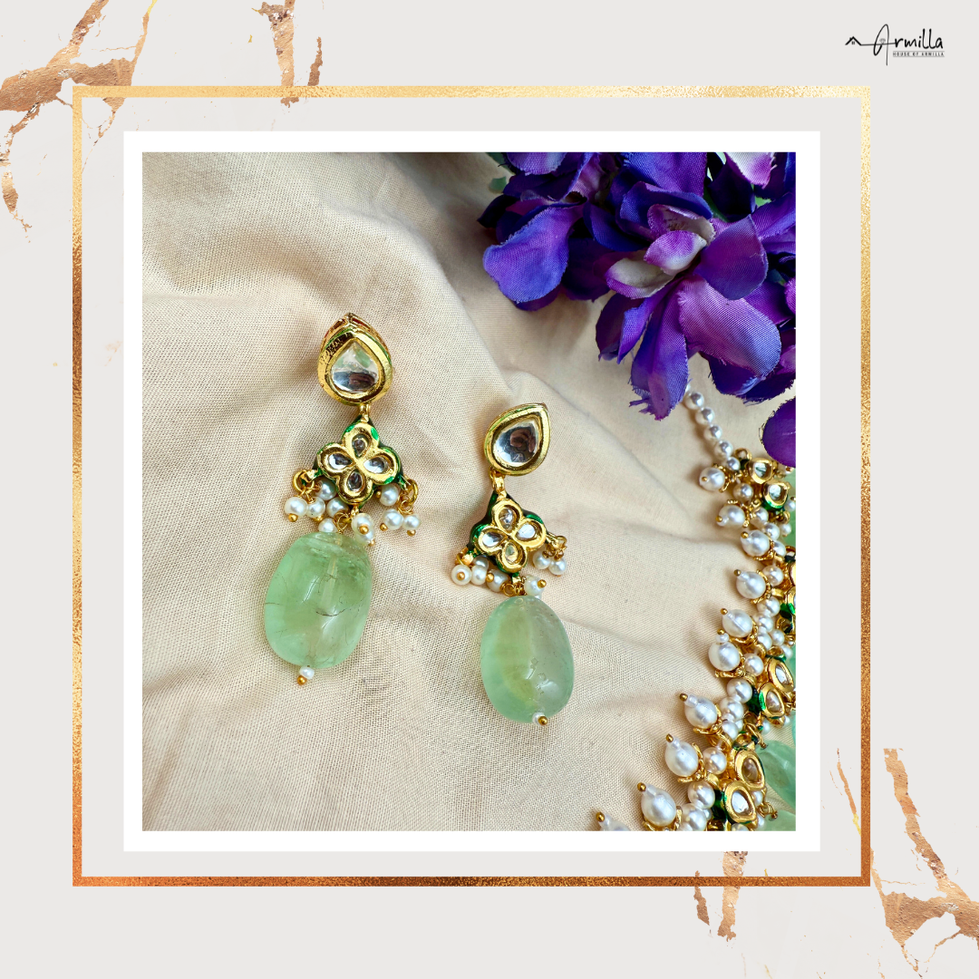 Enchanting Green Kundan & Pearl Choker Set