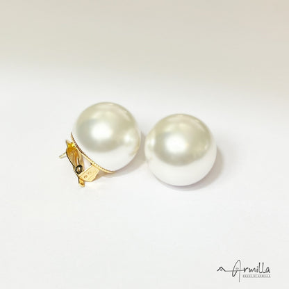 Oversized White Pearl Stud Earrings 25 mm